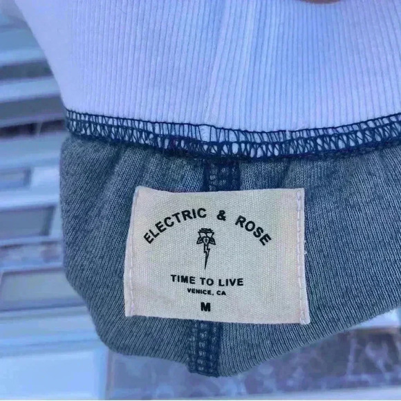 Electric and rose terrycloth color block 2 piece small - Picture 6 of 12